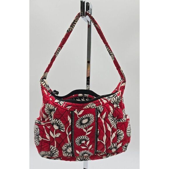 Vera Bradley Red Floral Quilted Shoulder Bag With Interior Pockets & Zip Closure - Picture 1 of 4